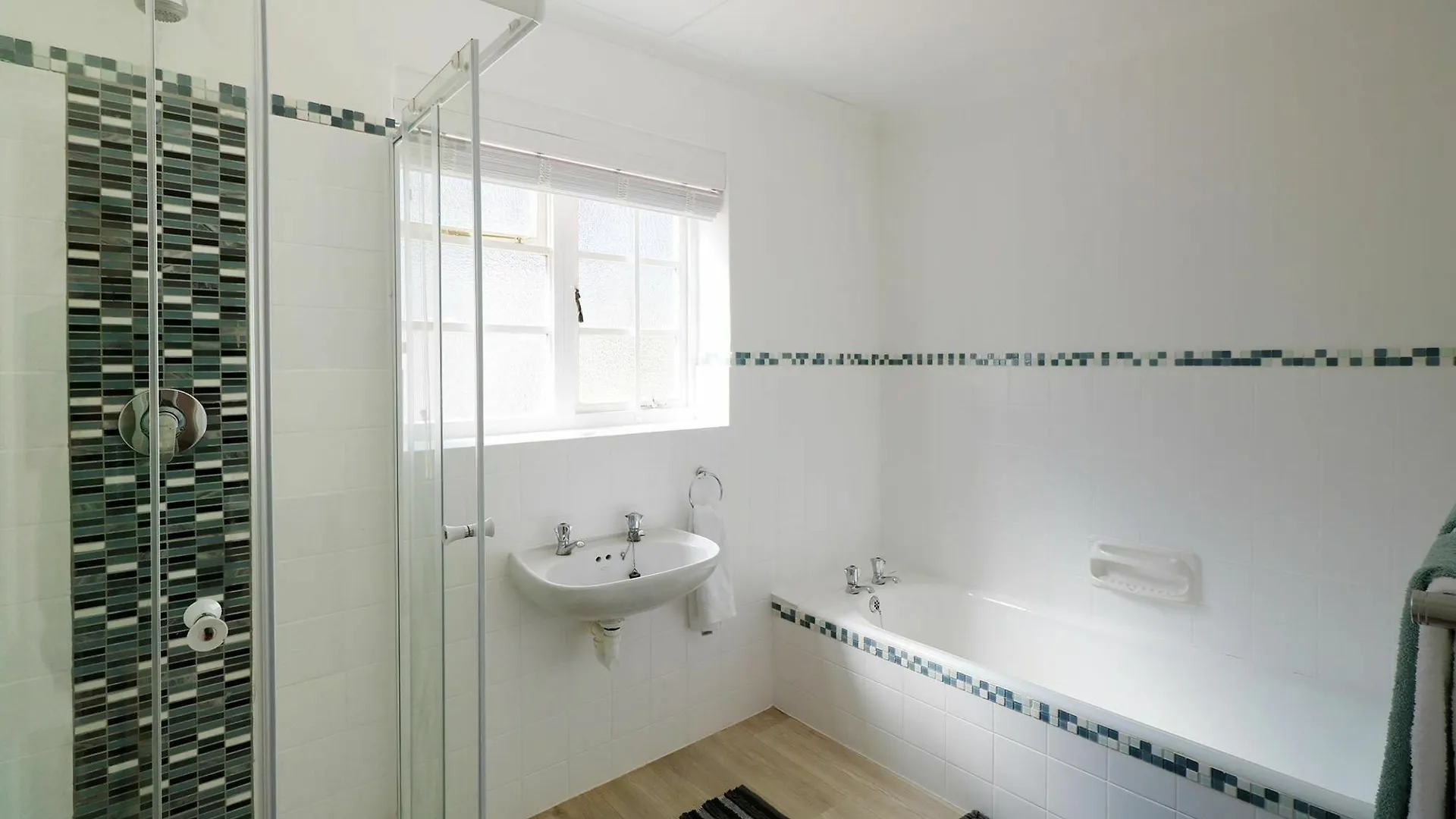 Oceana Beach Vacation Home Gordons Bay